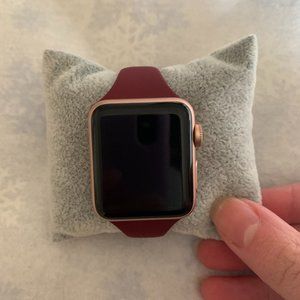 Apple Watch Series 3 38mm Gold
